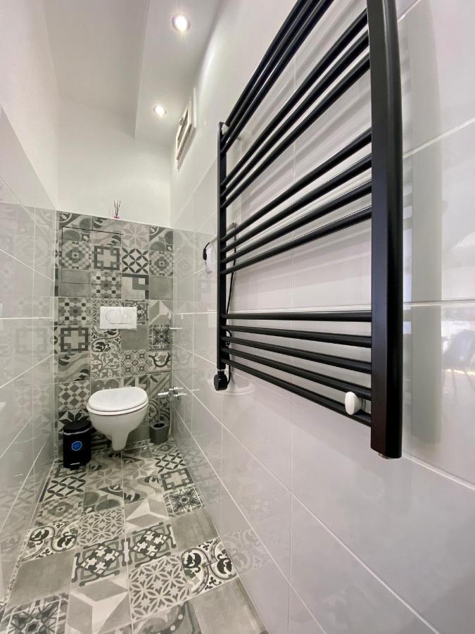 Season One Apartman سيغيد المظهر الخارجي الصورة