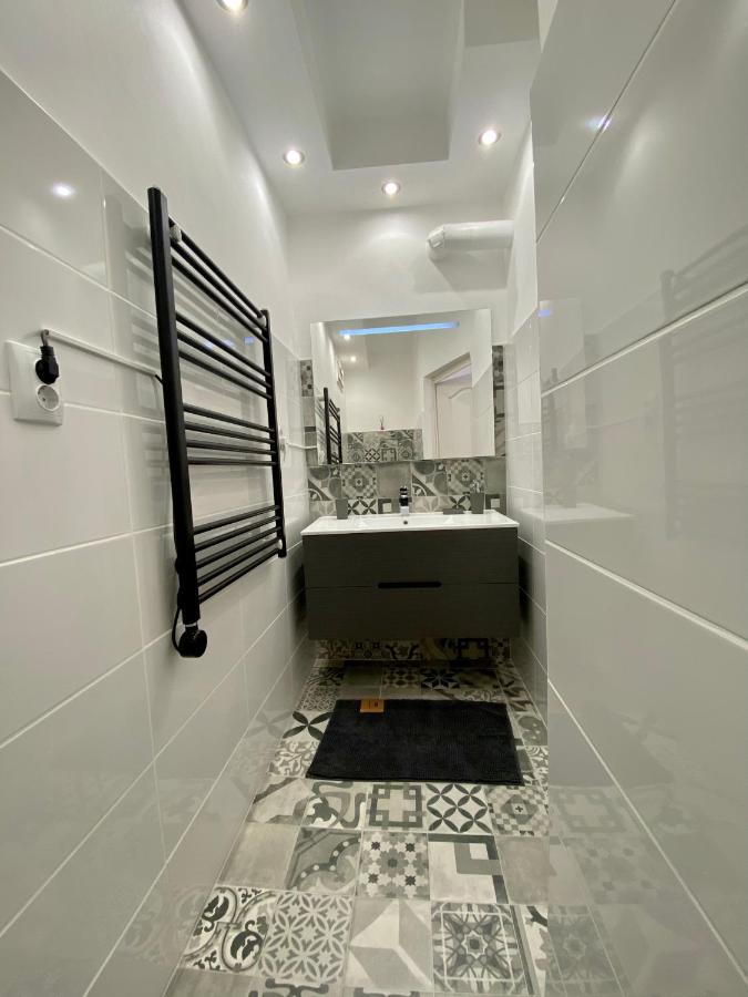 Season One Apartman سيغيد المظهر الخارجي الصورة