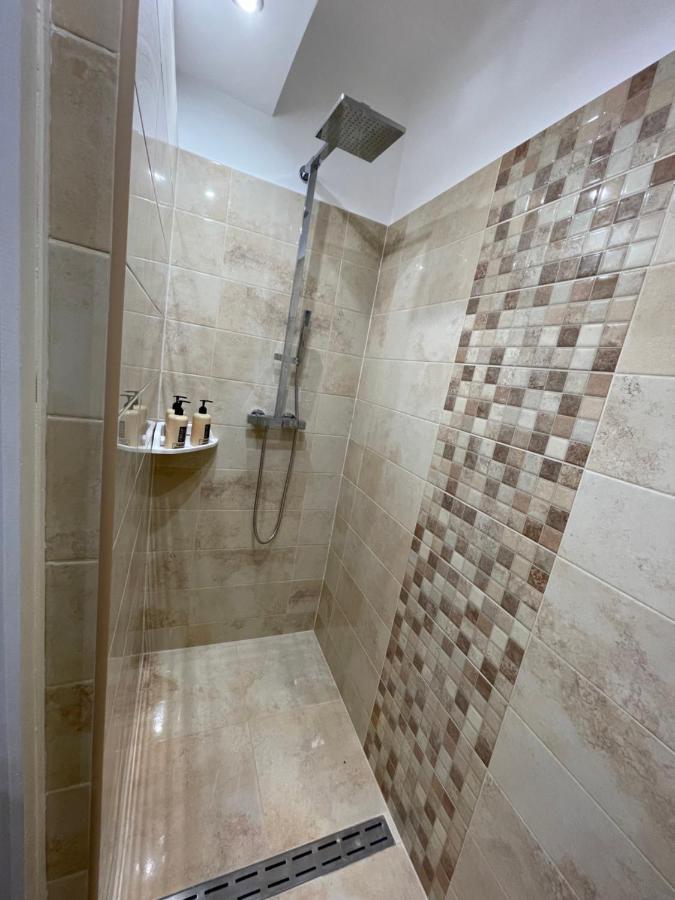 Season One Apartman سيغيد المظهر الخارجي الصورة