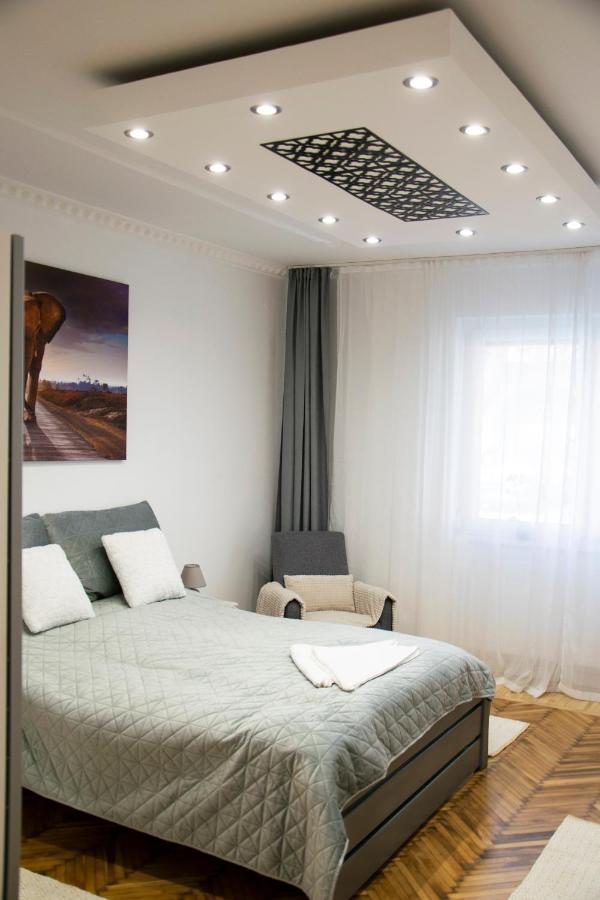 Season One Apartman سيغيد المظهر الخارجي الصورة